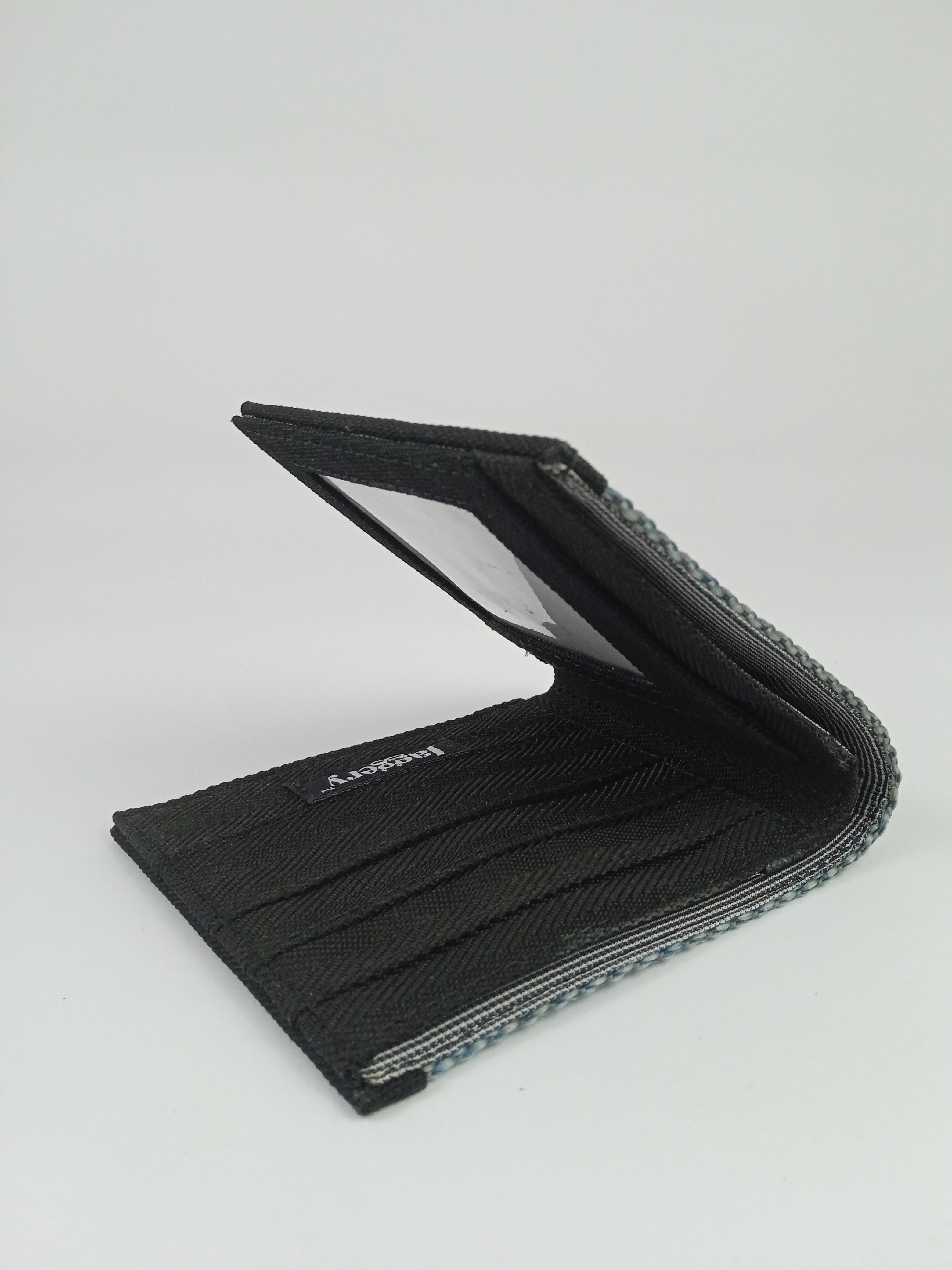 Wallet in Blue Ex-Cargo Belts