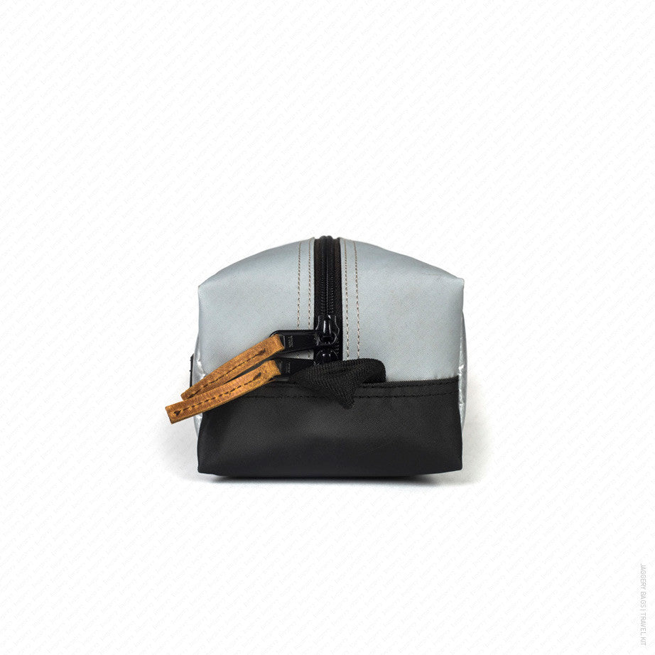 Travel Kit in Silver & Grey