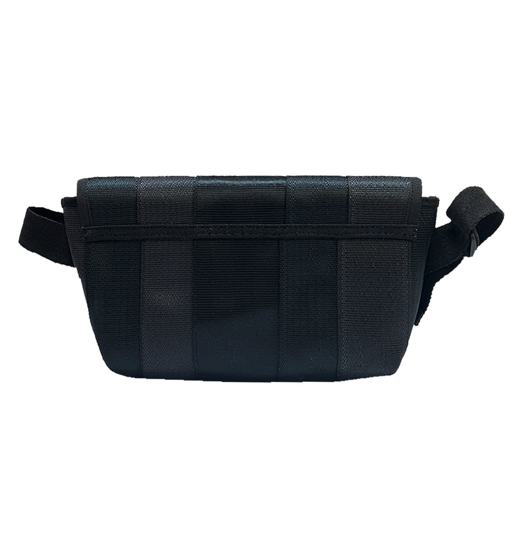 Noir Cymka in Rescued Car Seat Belts