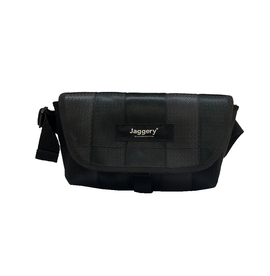 Noir Cymka in Rescued Car Seat Belts