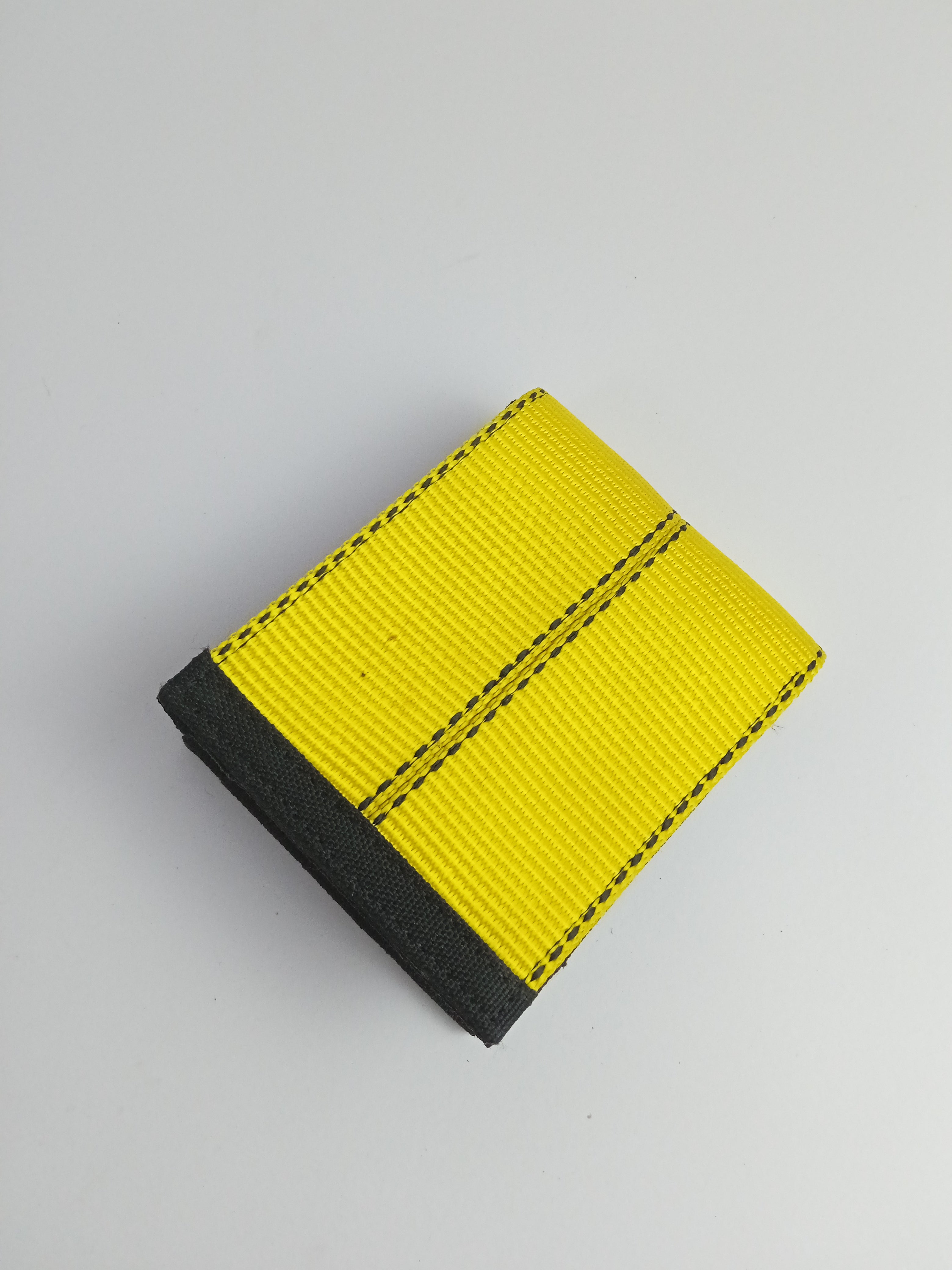 Wallet in Yellow Belts