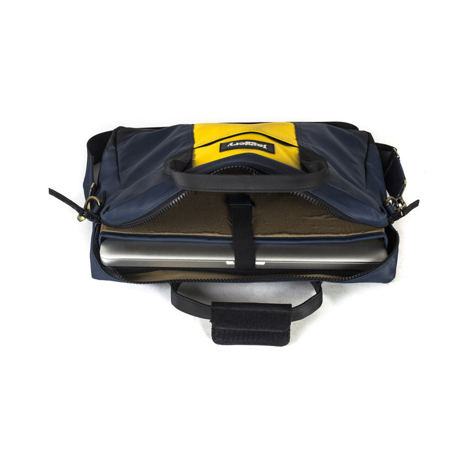 Co-founder's Bag in Swedish Flag Colors [15" laptop bag]