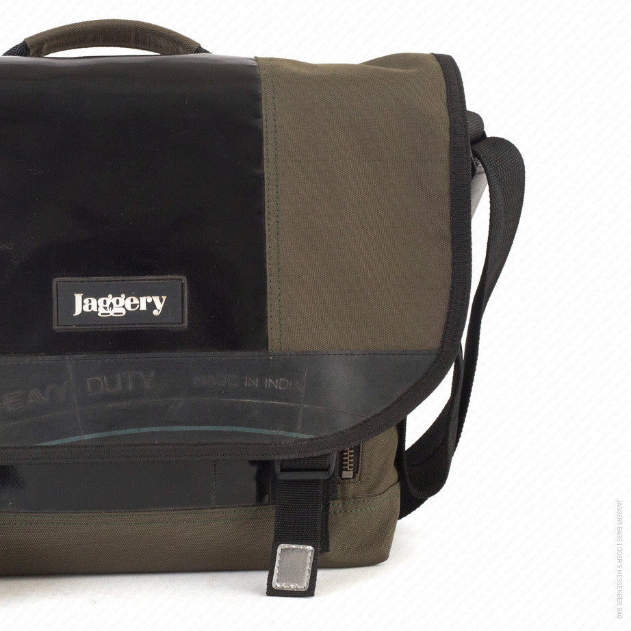Doer's Messenger Bag in Olive Green & Black [13" compatible]