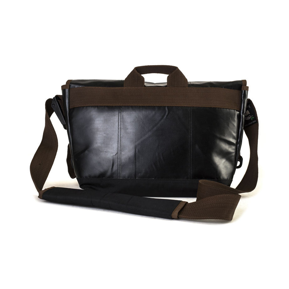 Doer's Messenger Bag in Black Tarp [15"compatible]