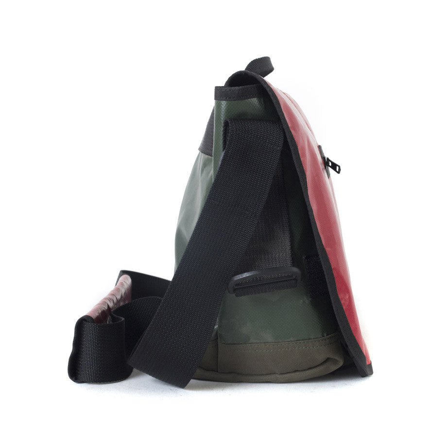 Doer's Messenger Bag in Red & Olive Green [15"compatible]