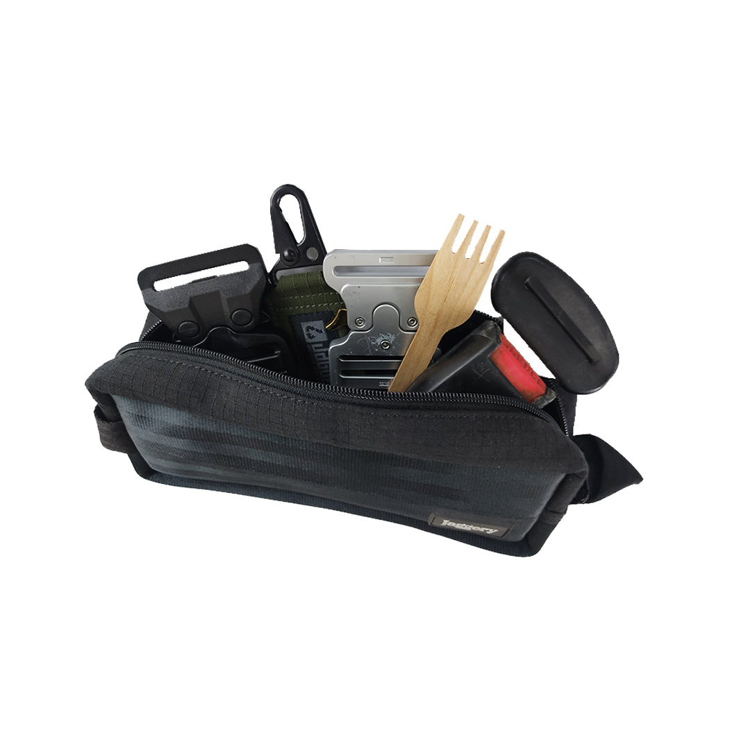Noir Essentials Travel Kit in Rescued Car Seat Belts